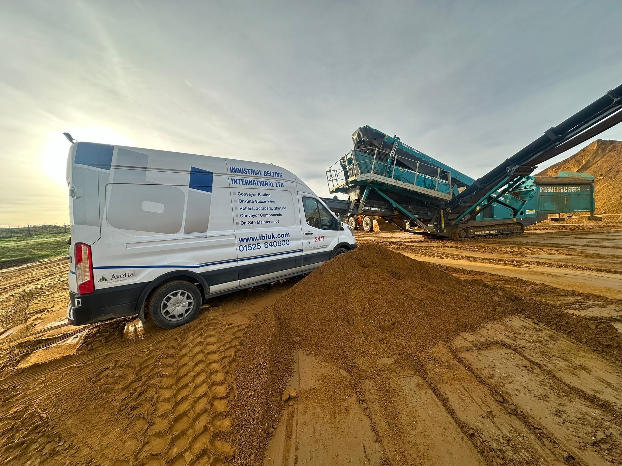 Conveyor belting, vulcanising, components & repairs